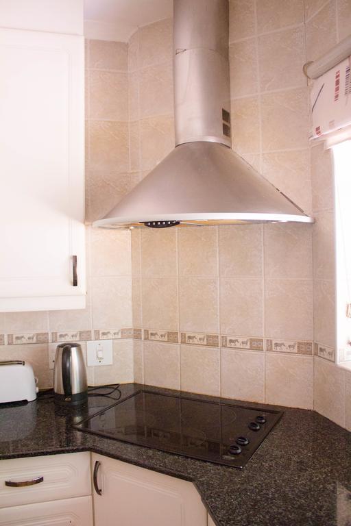 Khuvena Guesthouse Randburg Номер фото