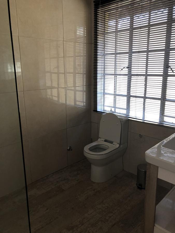Khuvena Guesthouse Randburg Экстерьер фото