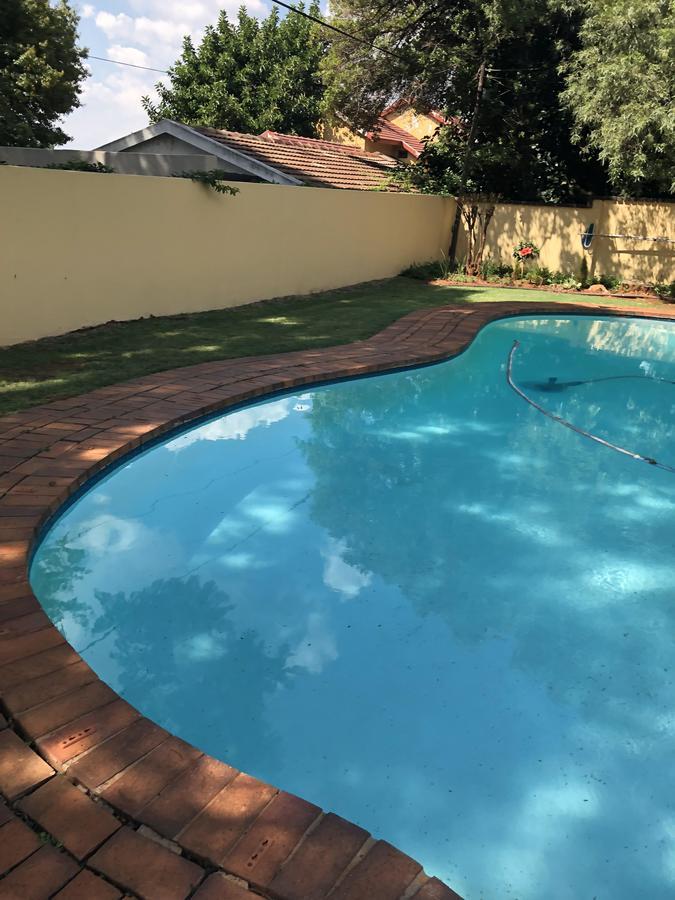 Khuvena Guesthouse Randburg Экстерьер фото